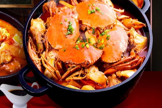 投资扬州肉蟹煲加盟店在日常运营时需要注意哪些点？